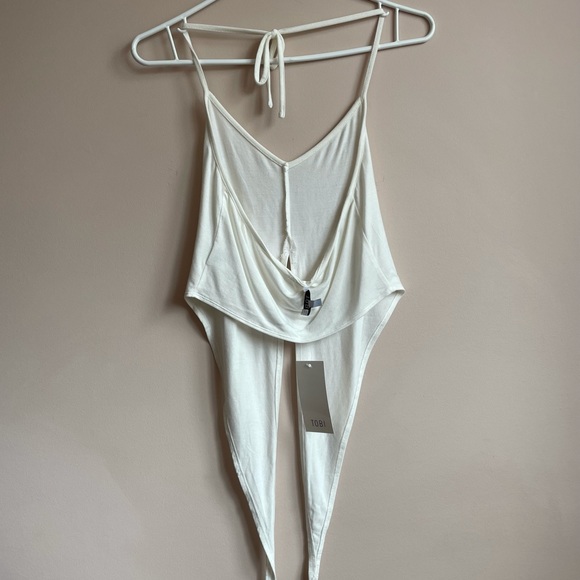 Halter Crop Top - Picture 4 of 7